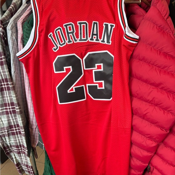 NBA Chicago Bulls Red/Black #23 Basketball Jersey - Picture 4 of 5